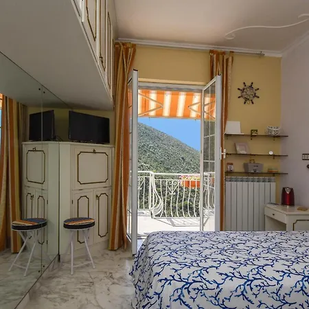 Why Not Jona? Bed and Breakfast *