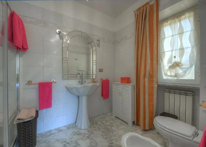 Why Not Jona? Bed & Breakfast Varazze