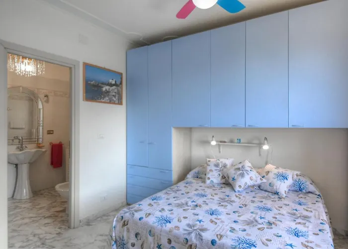 Why Not Jona? Bed & Breakfast Varazze